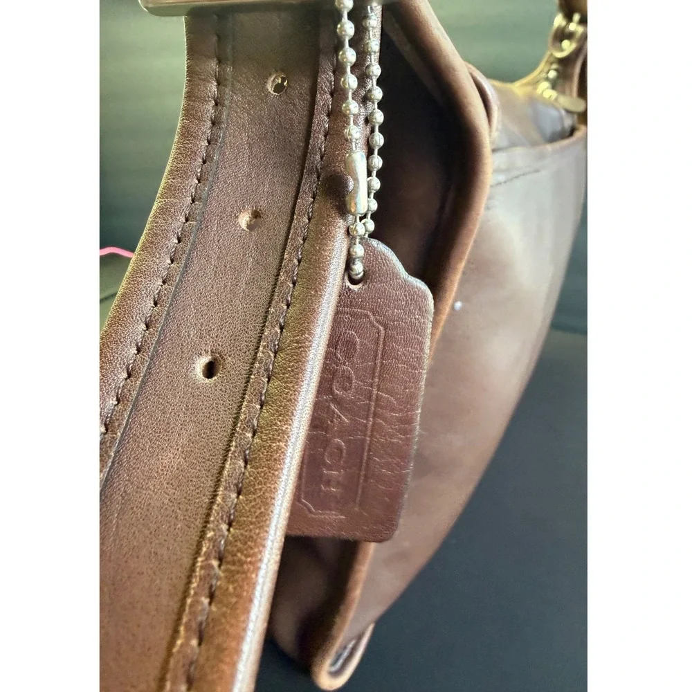 Coach 90s minimalism